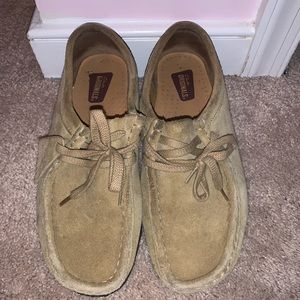Women’s Tan Clarks Wallabees Size 8